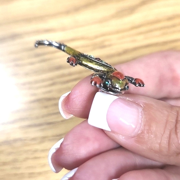 OLIT USA Crystal & Enamel Lizard Pin - Picture 3 of 4